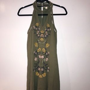 Women’s dress
